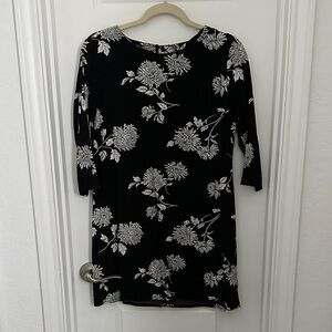 Chic Black and White Floral Mini Dress